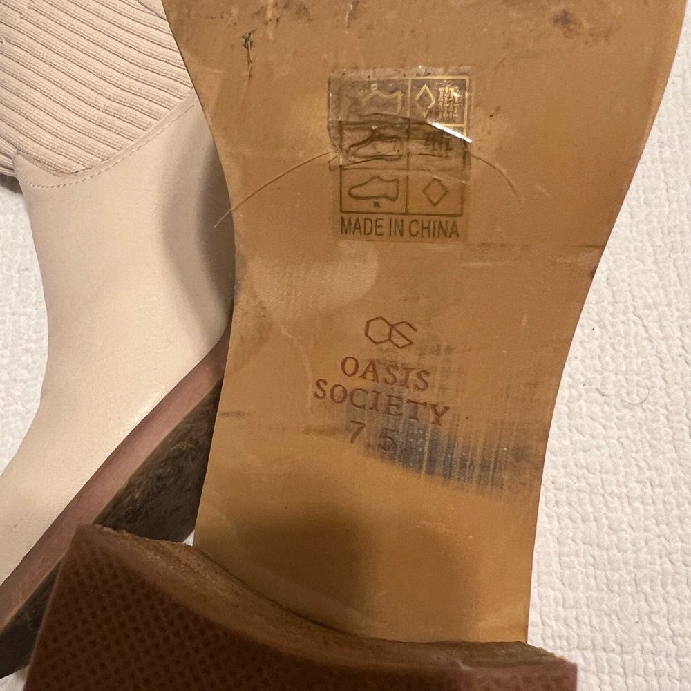 Cream Ankle Booties with Ribbed Detailing - Picture 4 of 4
